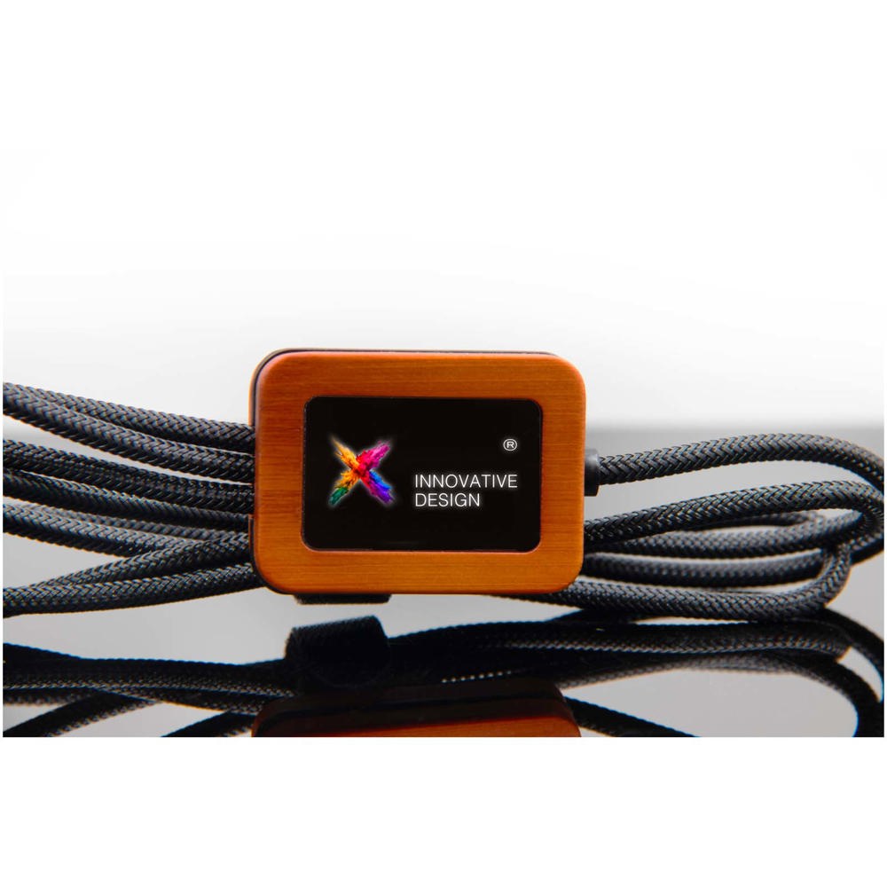 SCX.design C38 40W 5-in-1 Ladekabel aus rPET in quadratischem Bambusgehäuse mit Leuchtlogo